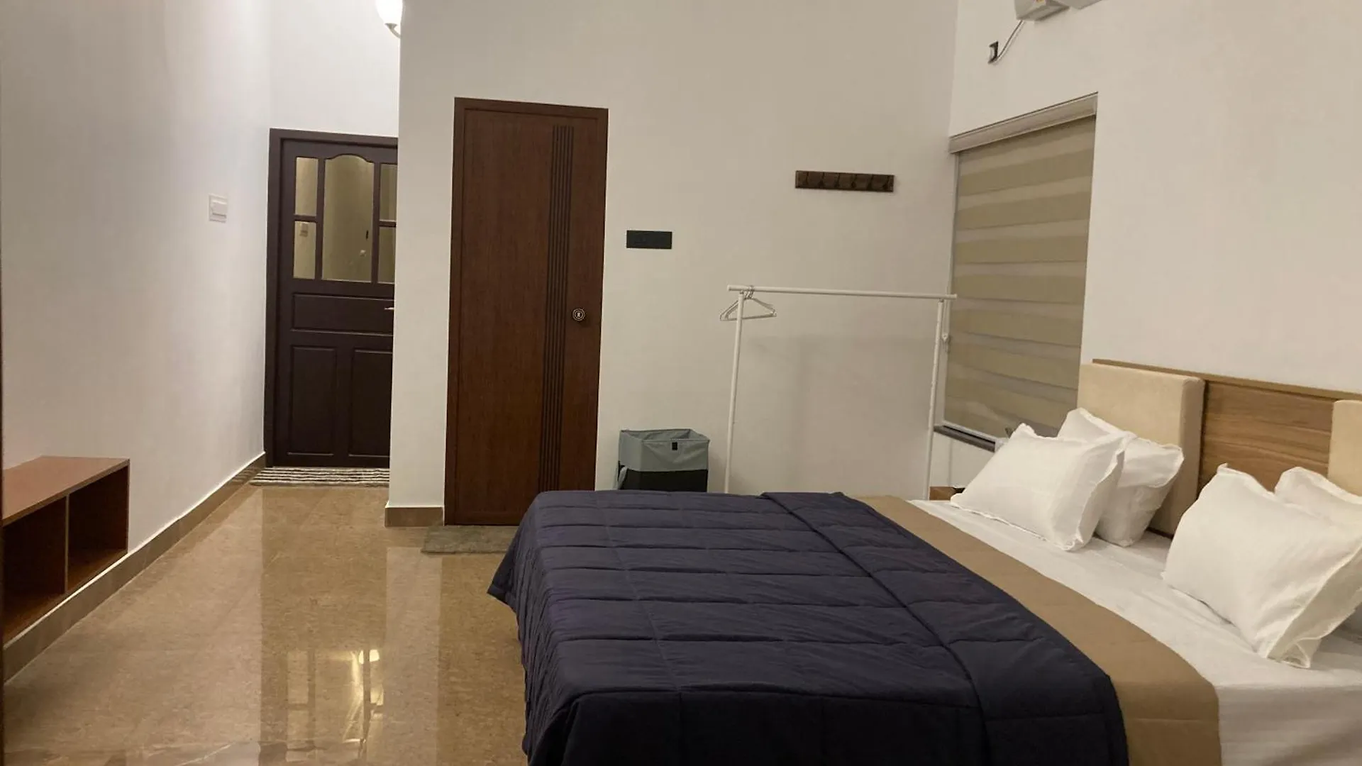 The Golden, Apartrooms Thiruvananthapuram 0*,  India